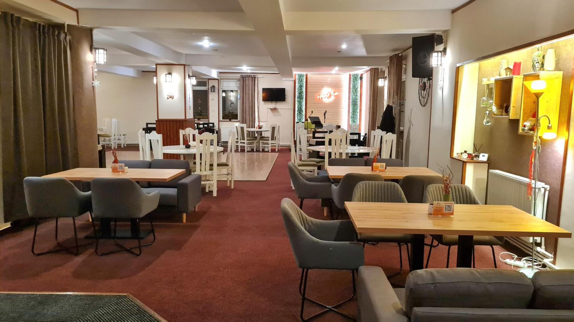 Pensiunea Happy Inn Vatra Dornei Buitenkant foto